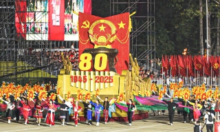 Hướng di chuyển các khối diễu binh, diễu hành A80 và những vị trí xem đẹp nhất
